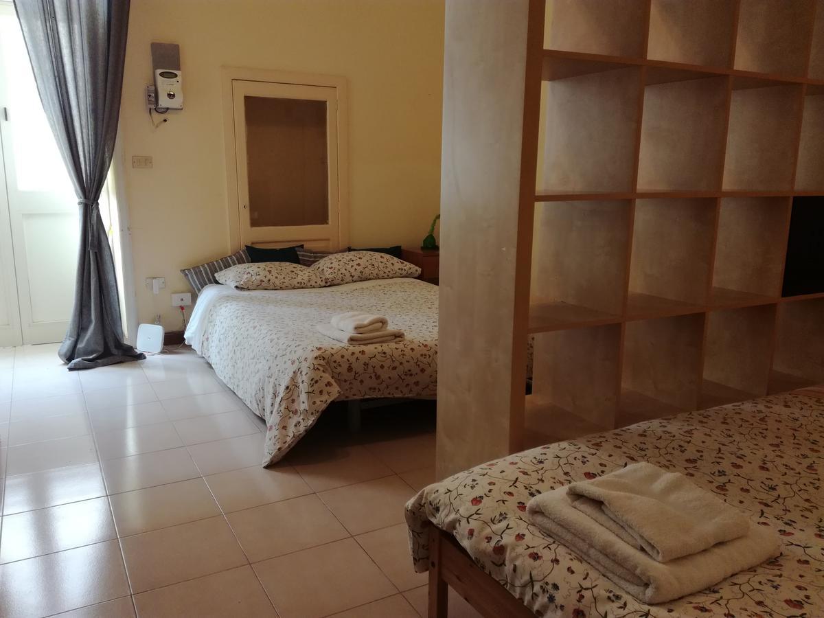Appartamento La casa di Chicca Lecce Esterno foto